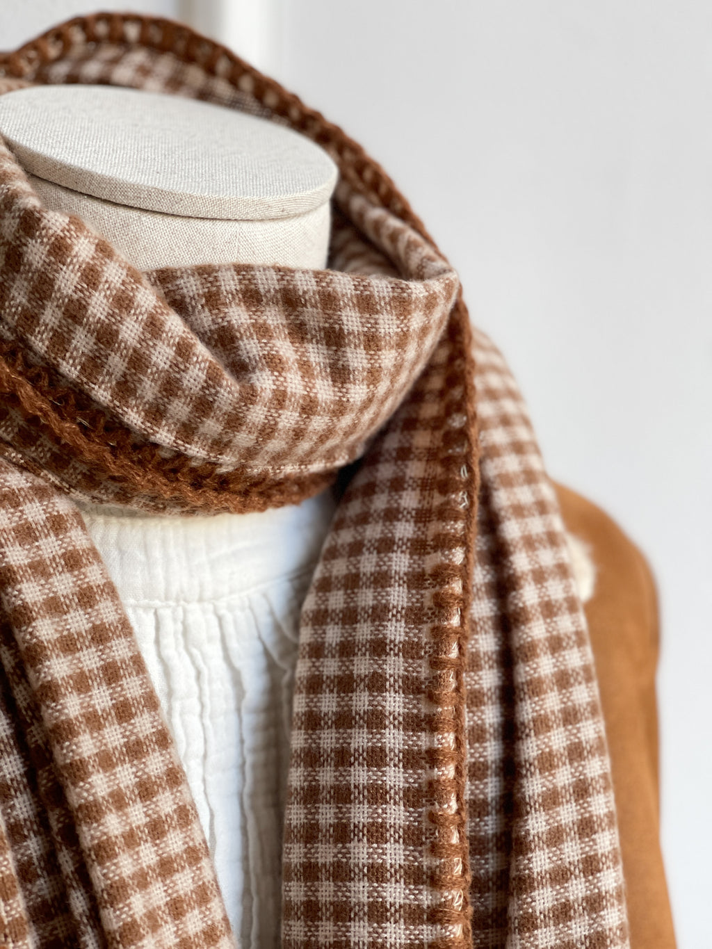 BUFANDA VICHY CAMEL