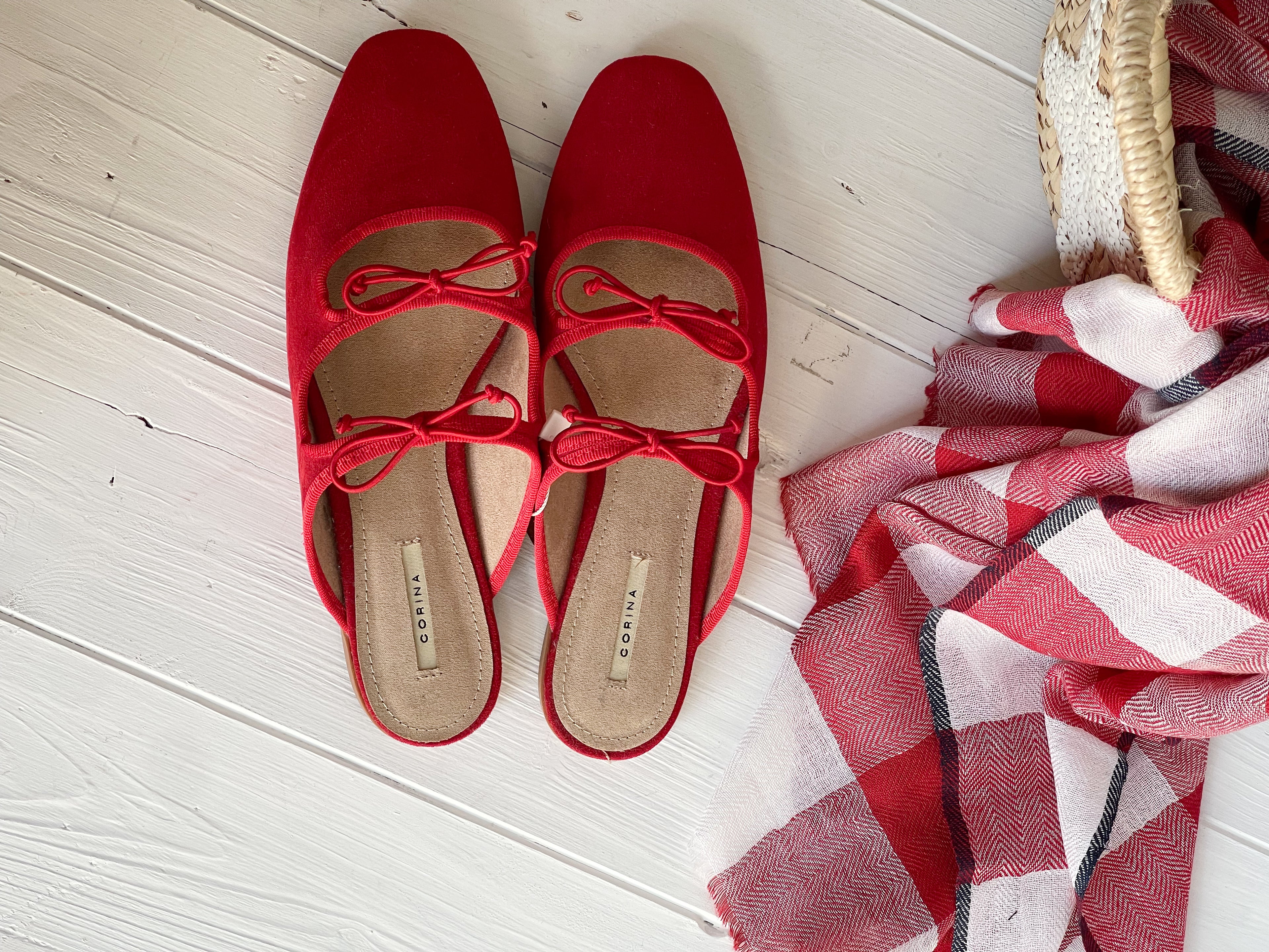 MULE ROJA