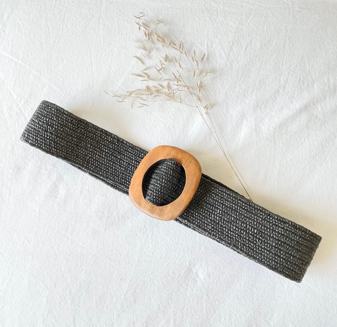 CINTURÓN ELÁSTICO DE RAFIA NEGRO