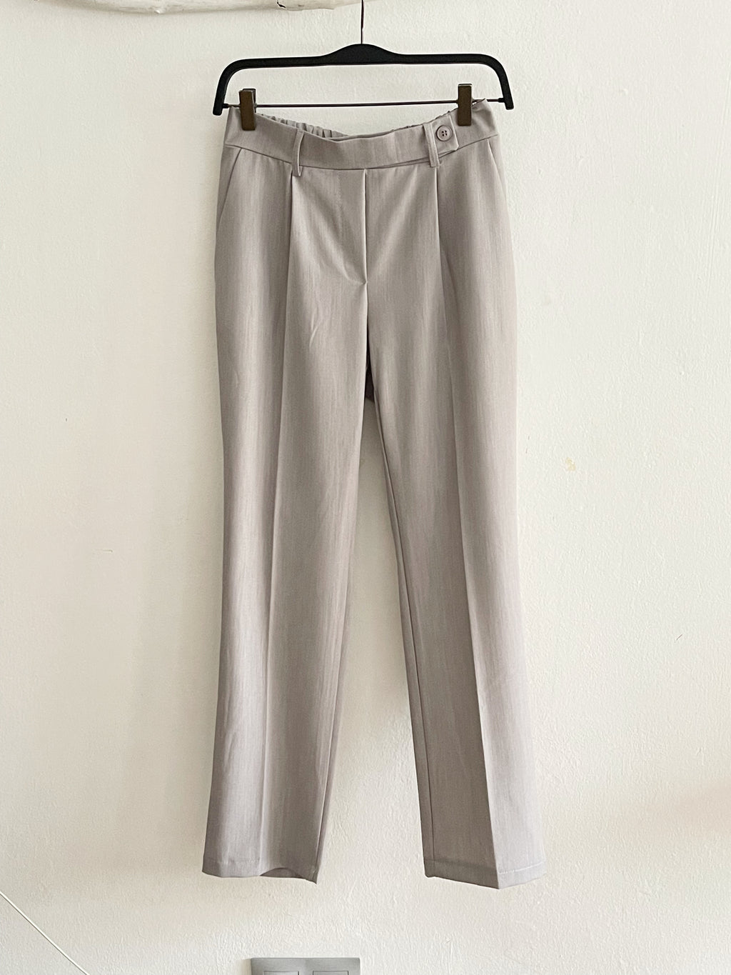 PANTALÓN MARTINA GRIS