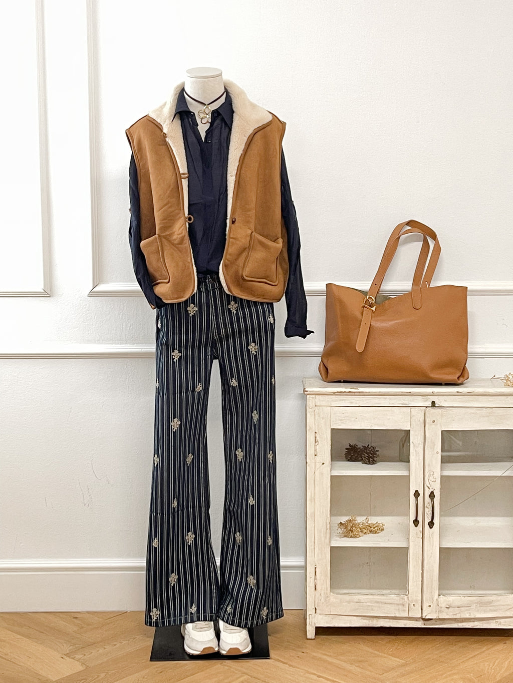 PANTALÓN RAYAS BORDADO