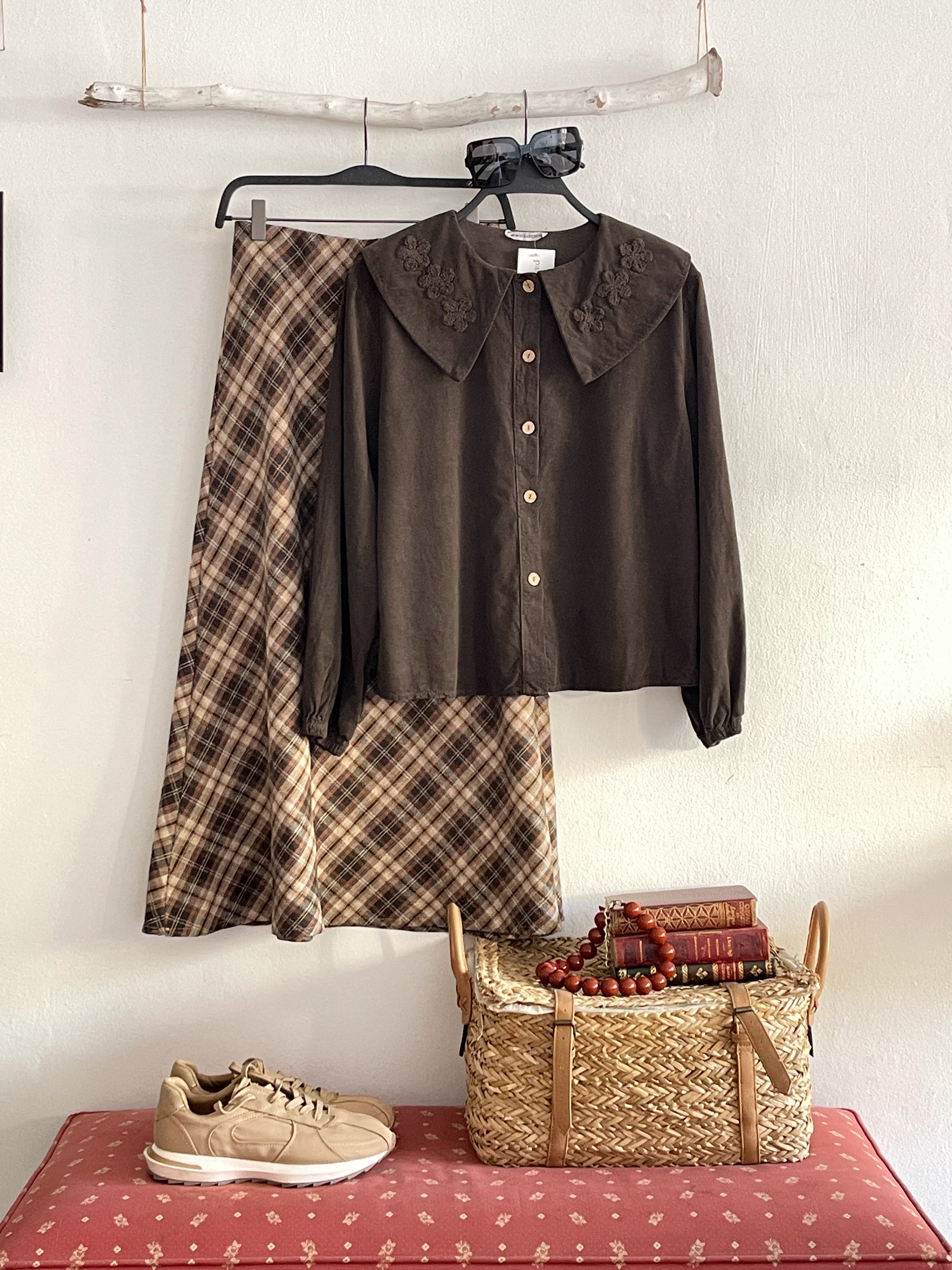 BLUSA CUELLO BORDADO
