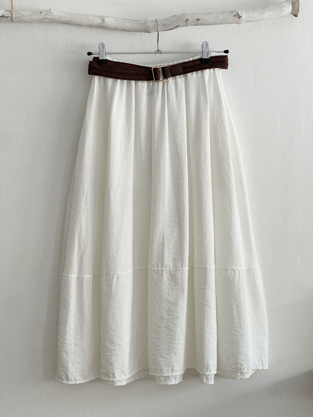 FALDA LISA BLANCA