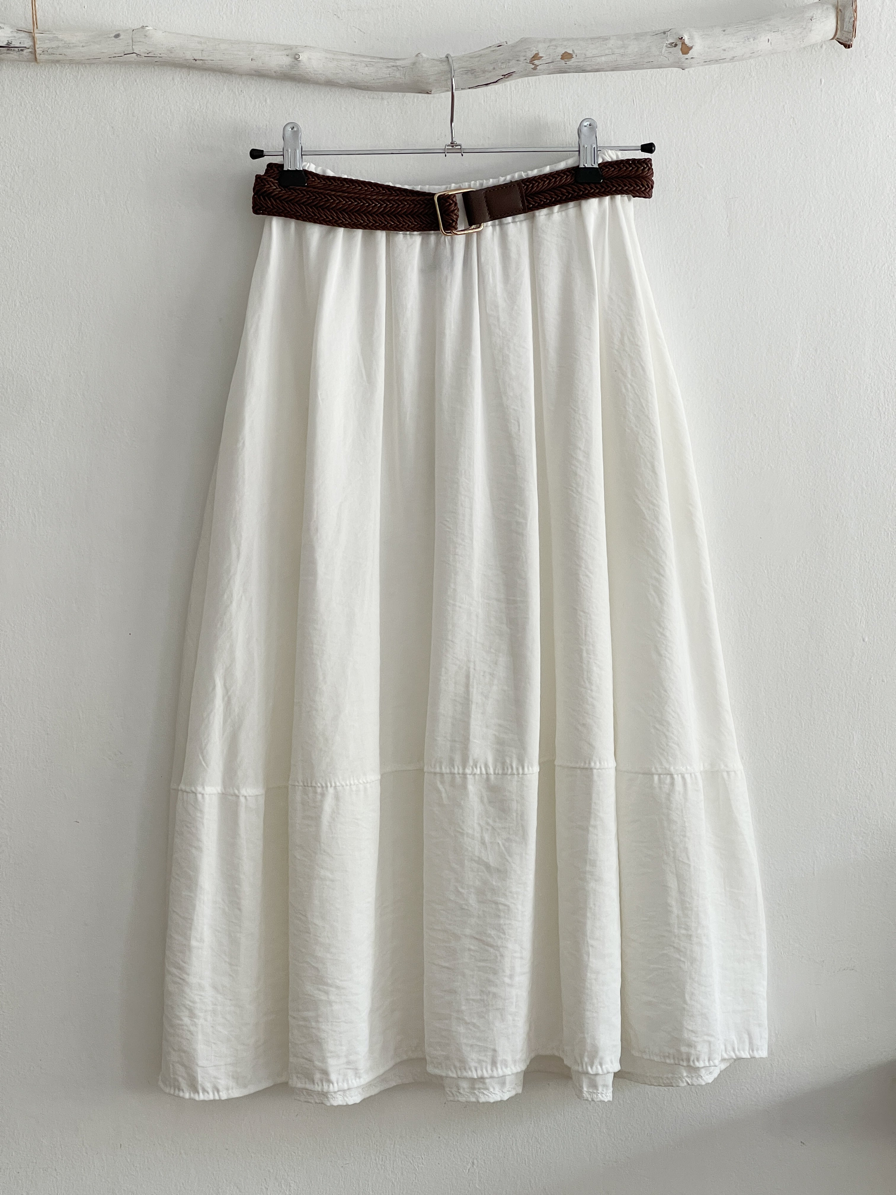 FALDA LISA BLANCA
