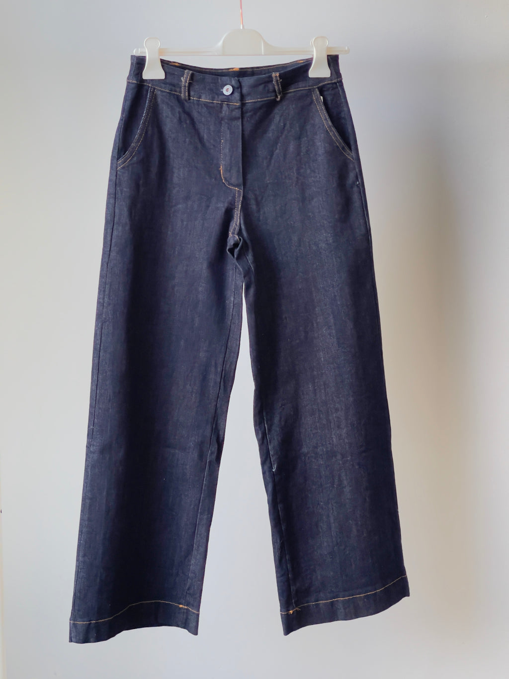 AMBER JEANS OSCURO