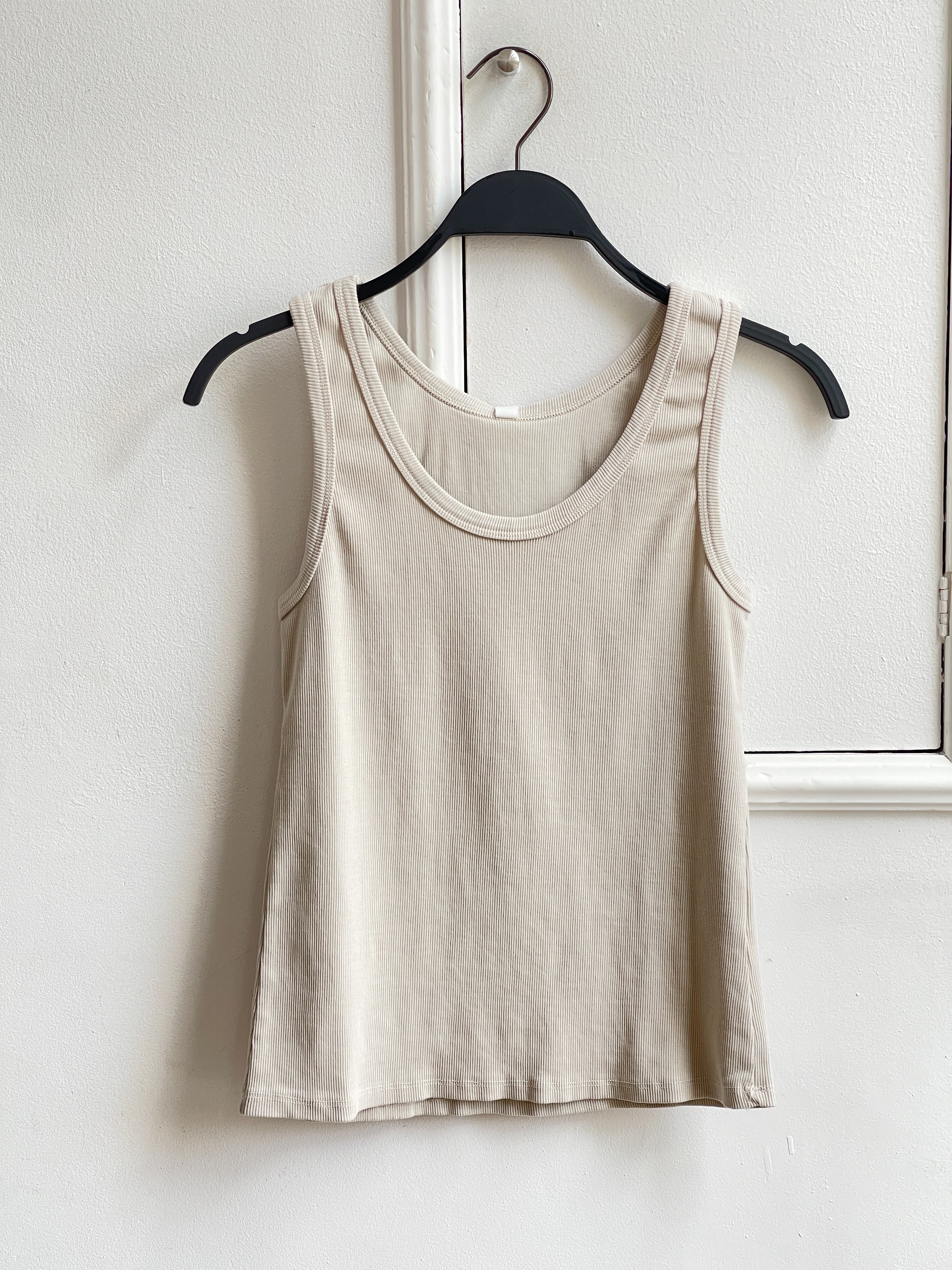 TOP CANALÉ BEIGE